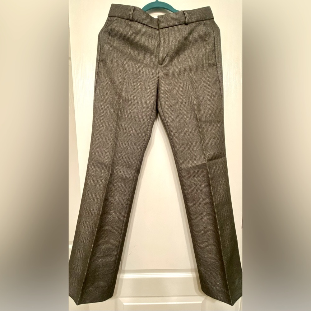 Like New Banana Repulic Logan Dress Pants, Size 4